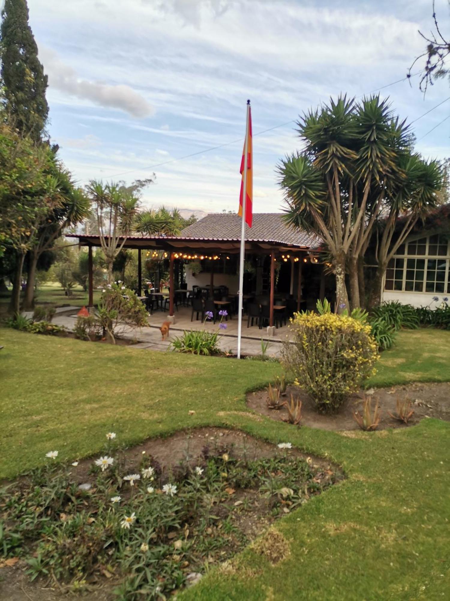 La Granja De Papa Alberto Puembo Esterno foto